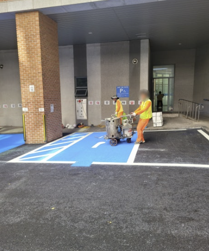 아파트 주차장 포장 시공 완료